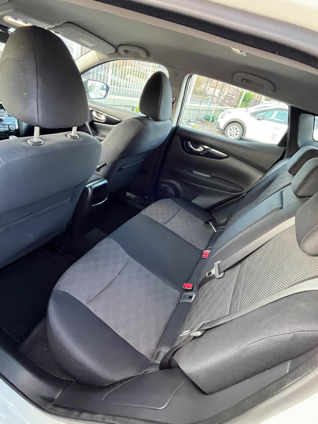 Nissan Qashqai 1.5 dCi