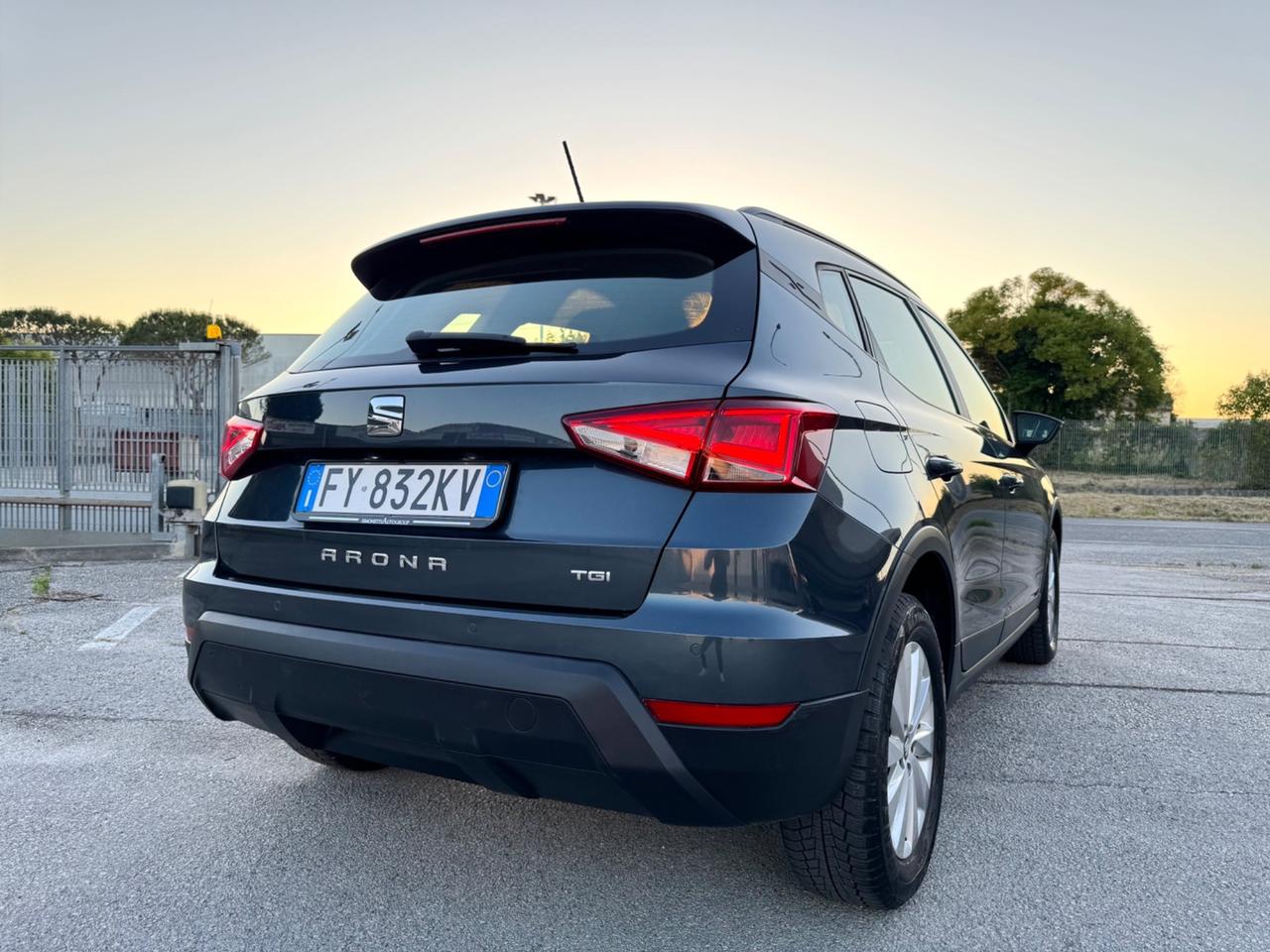 SEAT ARONA 1.0 TGI Style Metano - Carplay Navi