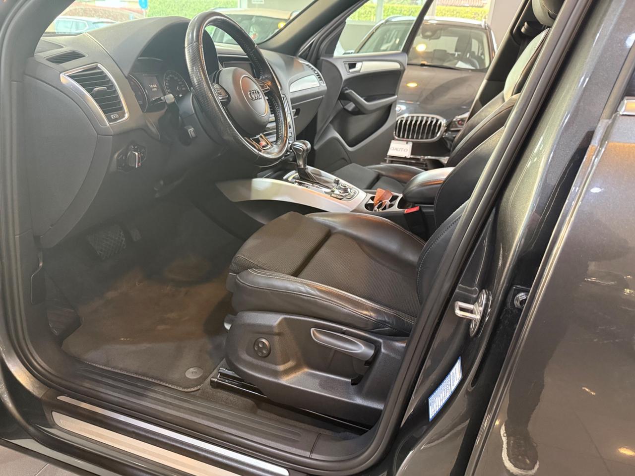 Audi Q5 2.0 tdi 4X4 190cv s-tronic SLINE