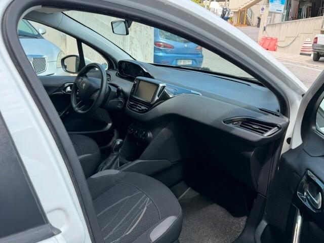 Peugeot 208 1.2 VTi 82 CV 5 porte Allure