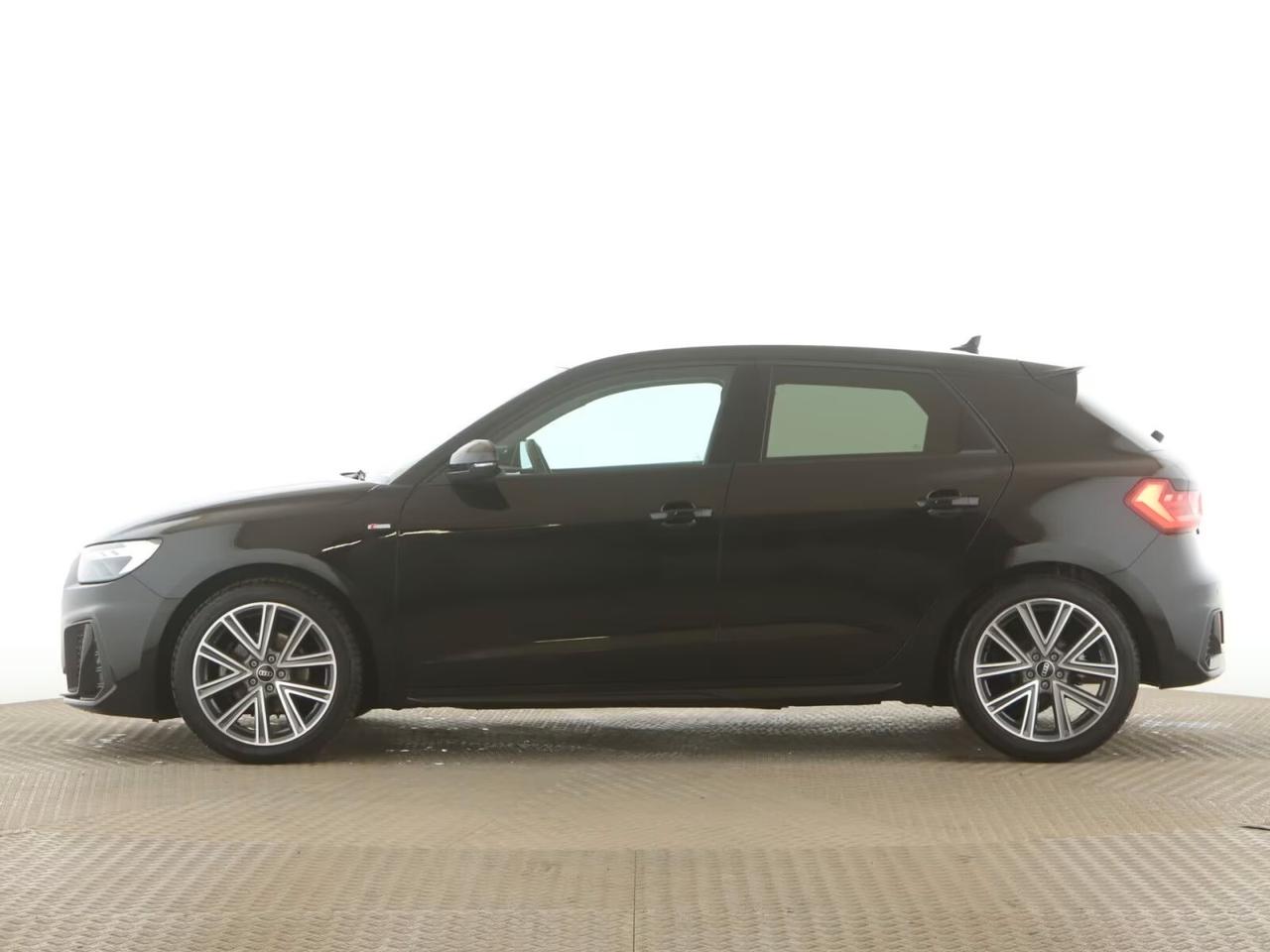 Audi A1 SPB 35 TFSI Sline S LINE MMI PLUS LED