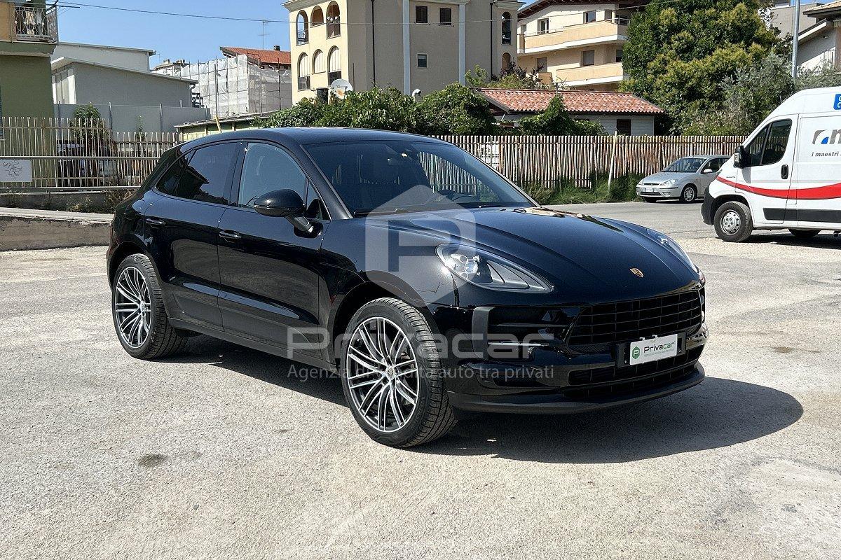 PORSCHE Macan 2.0