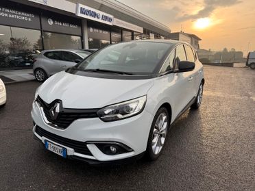 Renault Scenic Scénic dCi 8V 110 CV EDC Energy Sport Edition2