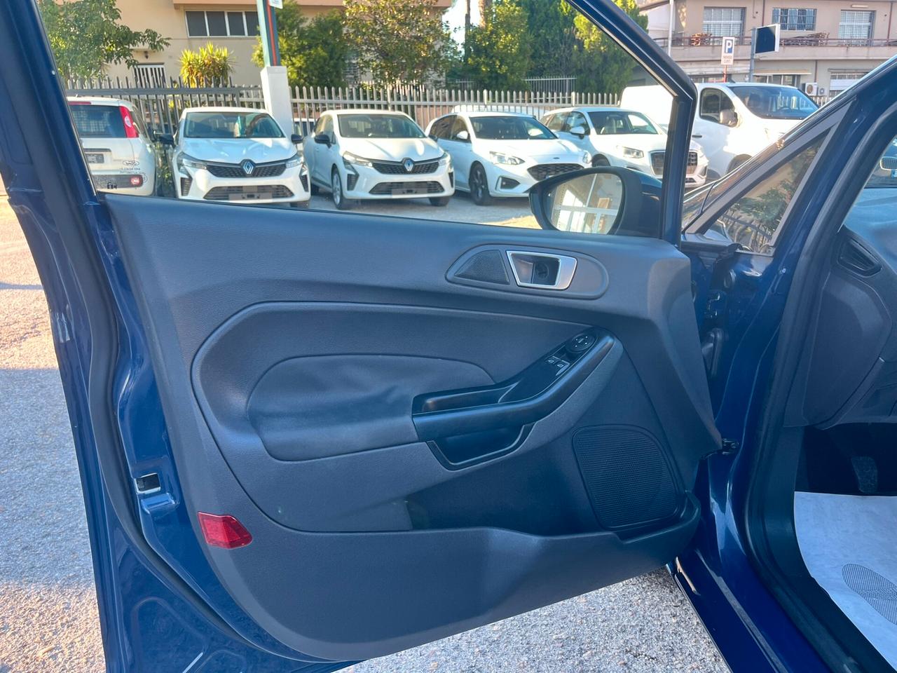 Ford Fiesta 1.4 5p. Bz.- GPL Titanium