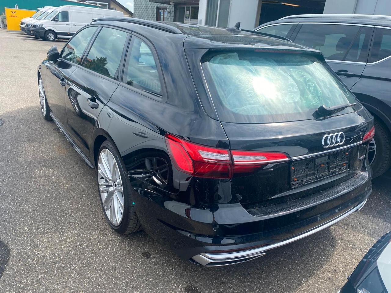 Audi A4 QUATTRO TETTO PELLE CONCEPT