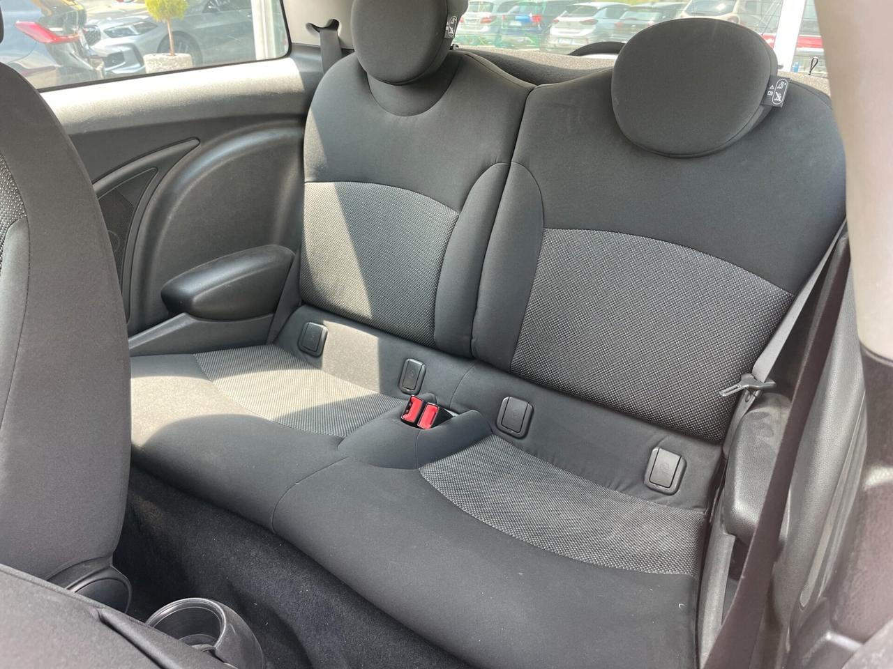 MINI COOPER D 1.6TD 110cv "CAMBIO AUTOMATICO" NEOPATENTATI