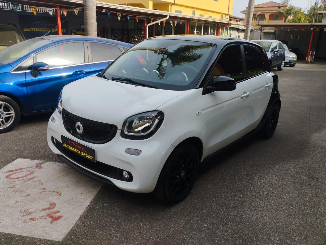 Smart ForFour 60 1.0 Black Passion