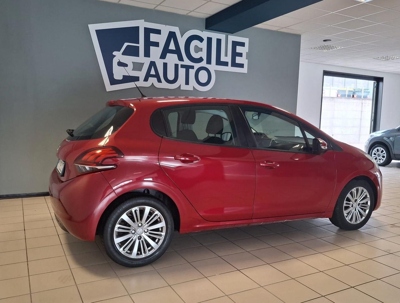 Peugeot 208 BlueHDi 75 5 porte Allure