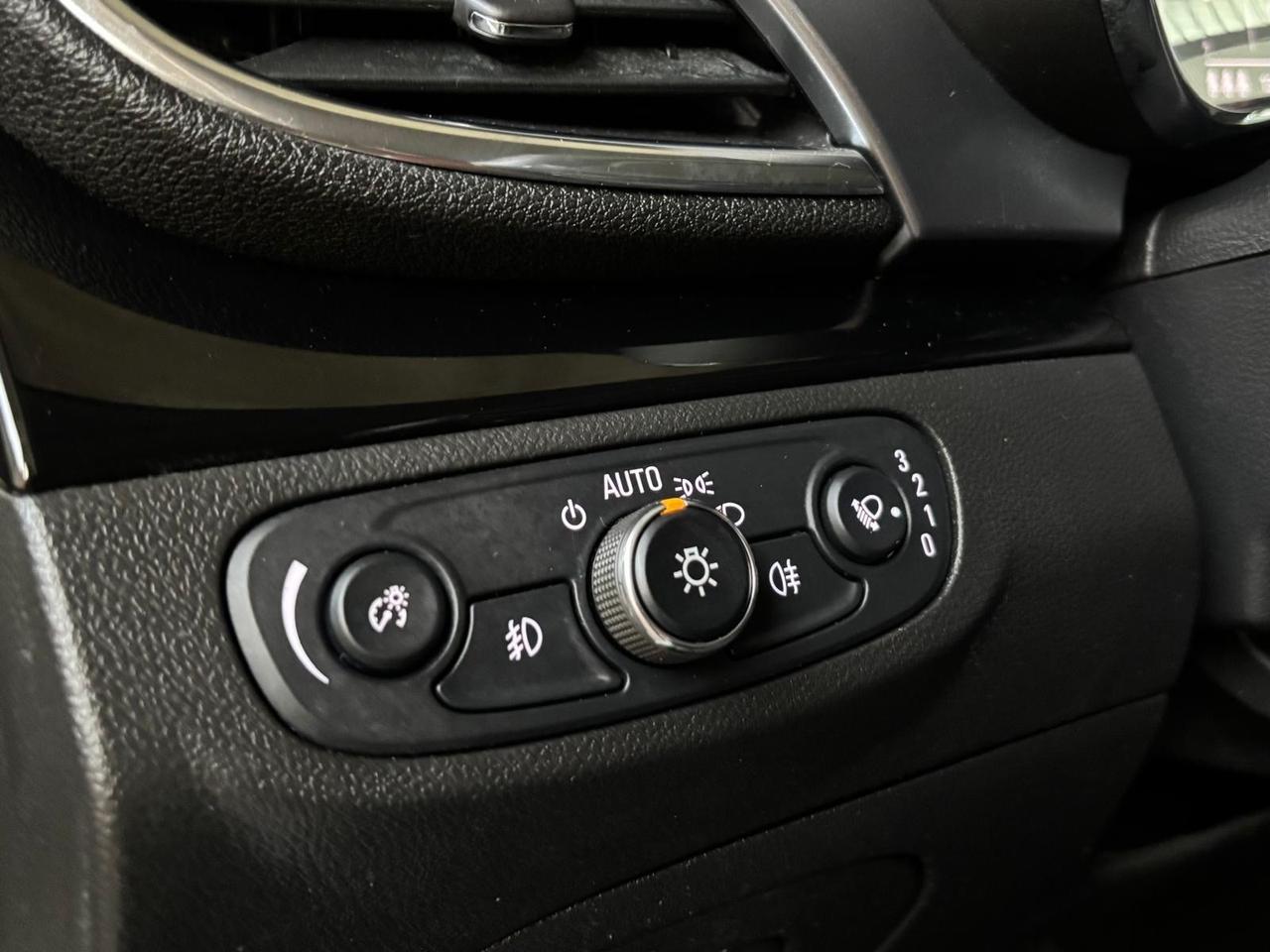 Opel Mokka X 1.6 Ecotec 115CV 4x2 Start&Stop b-Color