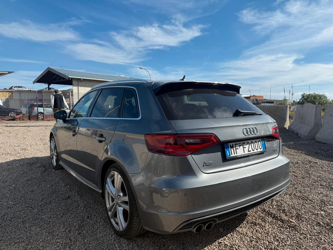 Audi A3 2.0 TDI 150 CV clean diesel S line