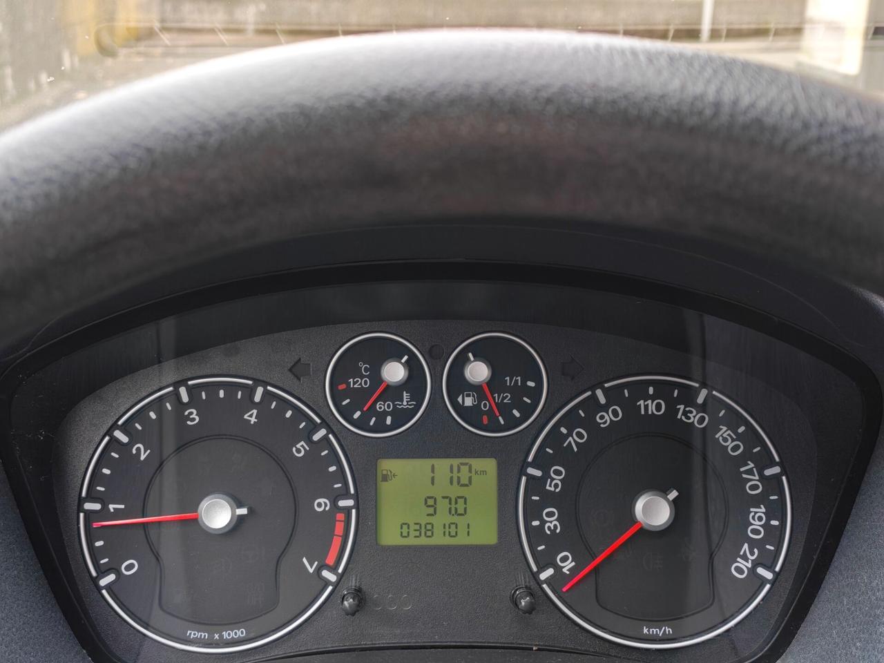 Ford Fiesta 1.2 BENZINA 75cv / 38.100km / Unipro