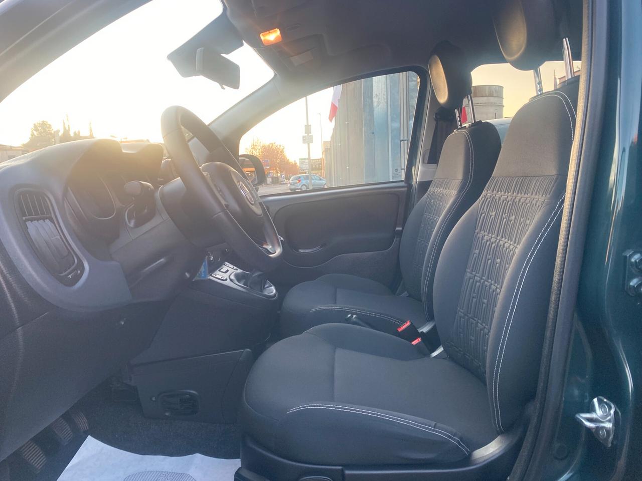 FIAT Panda 1.0 hybrid CROSS 5posti RadioAPP CarPlay