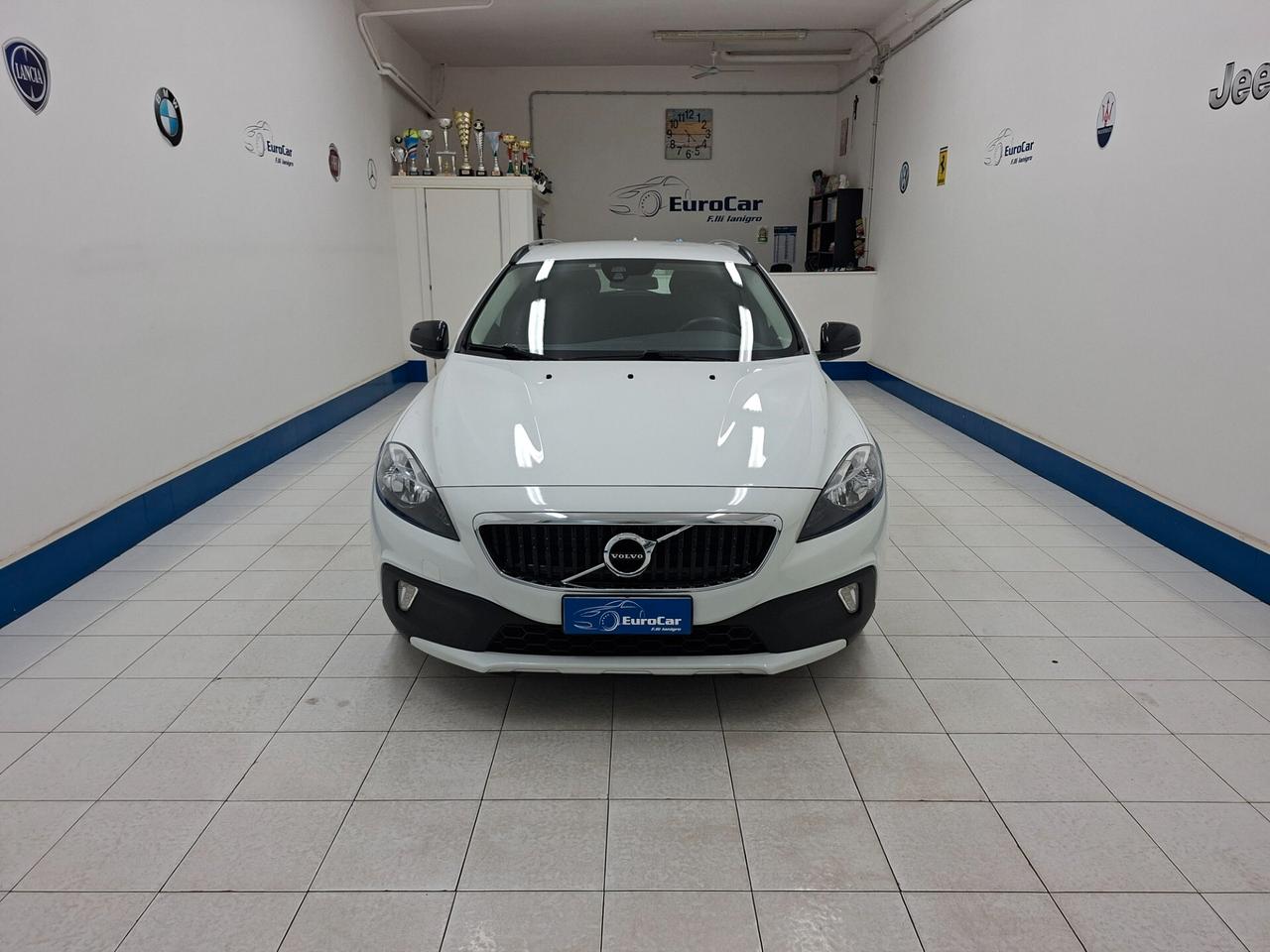 Volvo V40 Cross Country D2 Geartronic 120cv Business Plus
