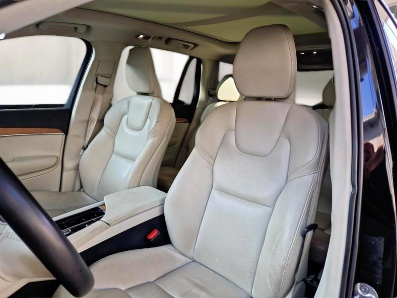 VOLVO XC90 T8 AWD PLUG-IN 7P R. INSCR. EXPR. SUV