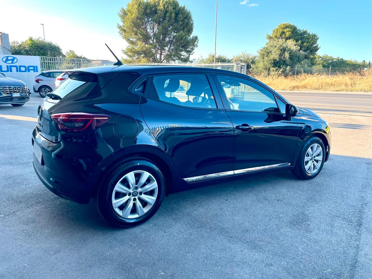 Renault Clio SCe 75cv Zen