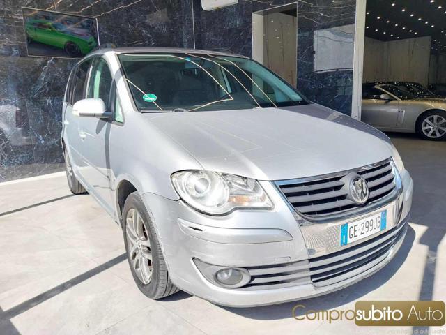VOLKSWAGEN Touran 1.6 Trendline Bifuel G
