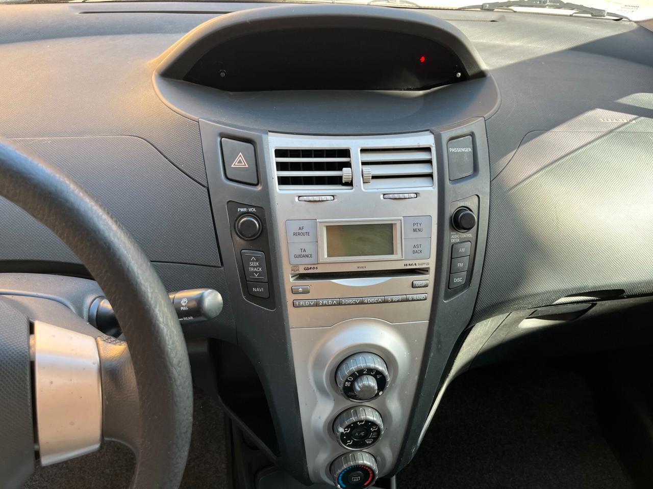 Toyota Yaris 1.4 D-4D 5 porte M-MT Sol