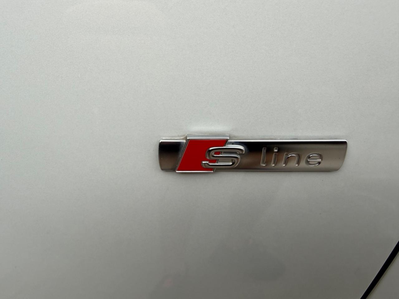 Audi Q3 2.0 TDI quattro S tronic Line Edition plus