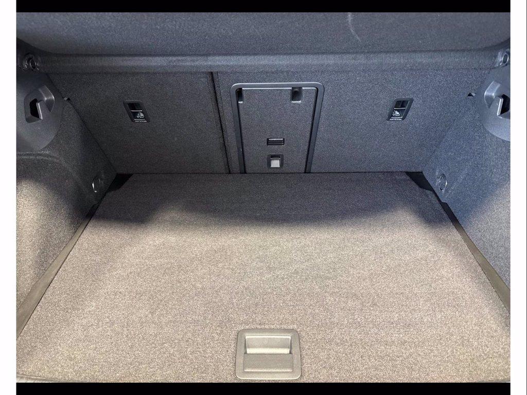 VOLKSWAGEN Golf 1.5 tsi evo life 130cv del 2023