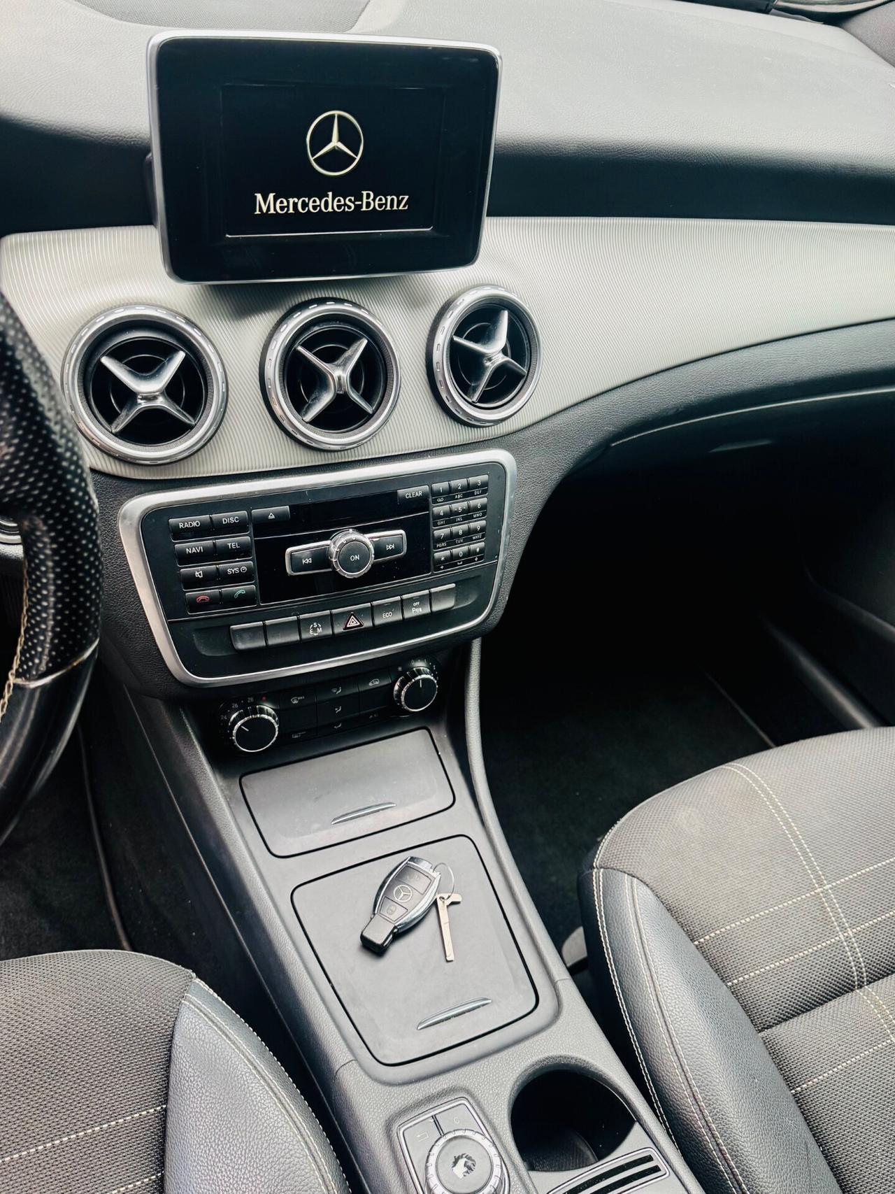 Mercedes-benz GLA 220 CDI Automatic Premium