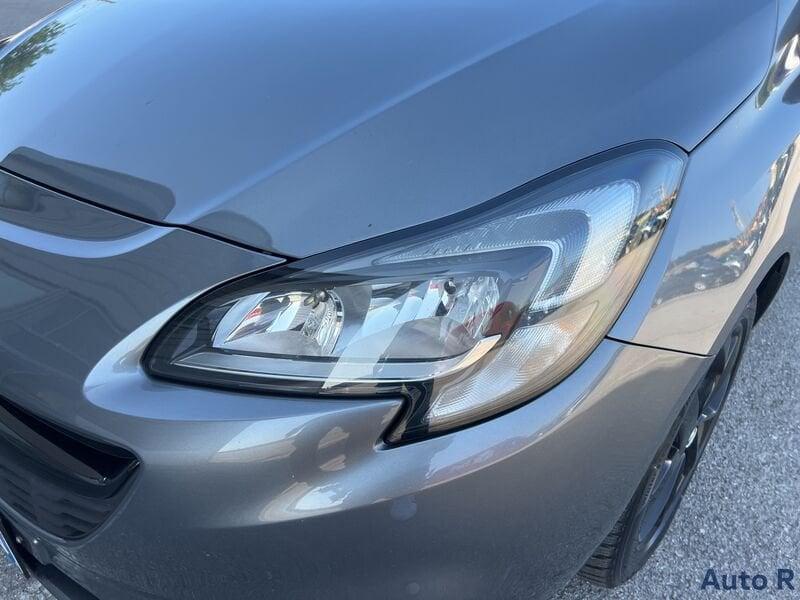 Opel Corsa 1.4 5 porte Cosmo