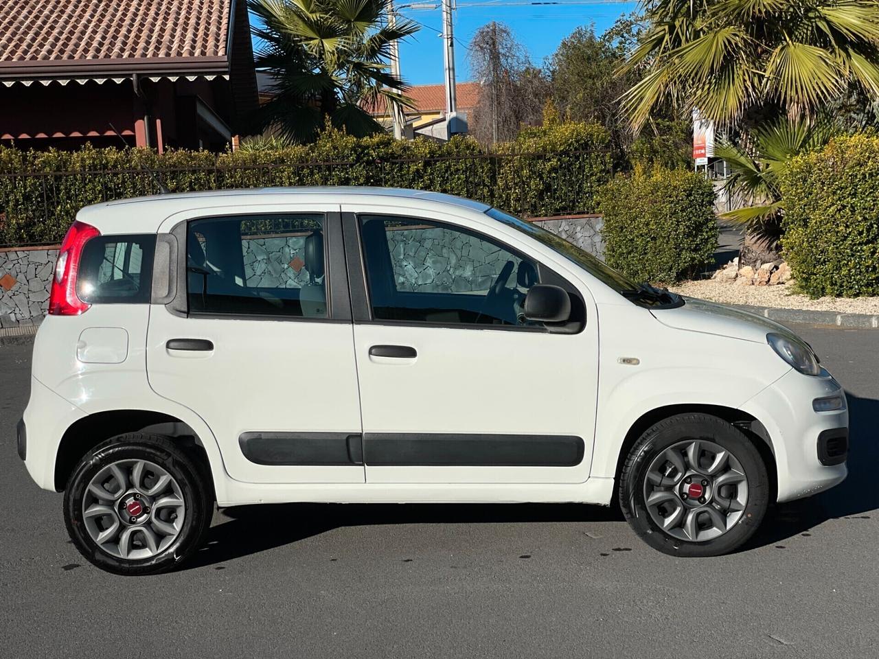 Fiat Panda 0.9 TwinAir Turbo Natural Power Lounge