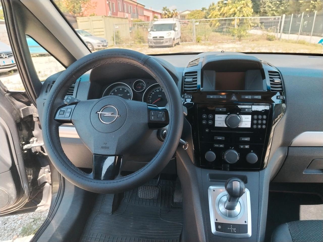 Opel Zafira 1.8 16V VVT Easytronic Cosmo