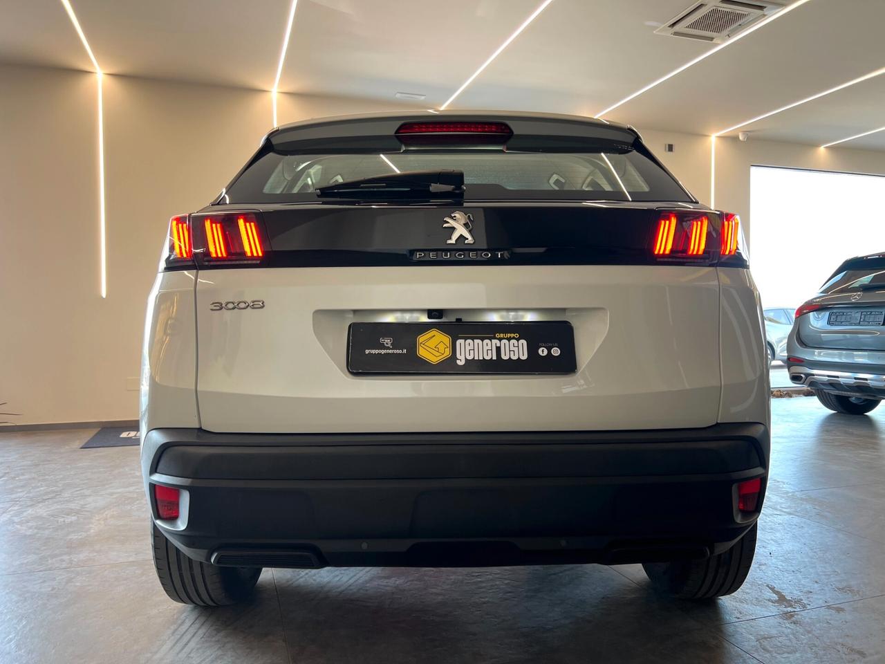 Peugeot 3008 BlueHDi 130 S&S EAT8 Active Business