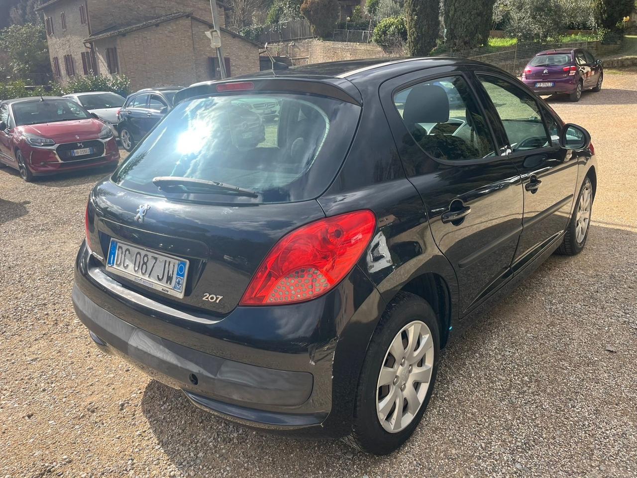 Peugeot 207 1.4 Diesel - Neopatentati