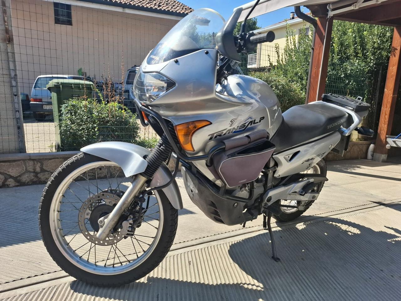 Honda Transalp 650