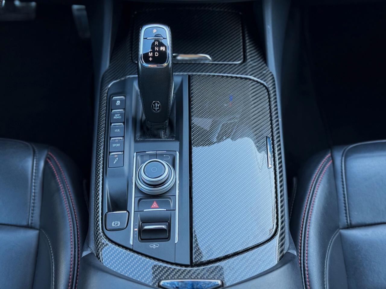 Maserati Levante 3.0 V6 Gransport 350CV TETTO 360