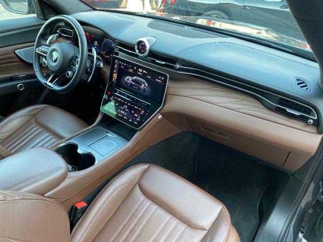 MASERATI Grecale MHEV 300 CV AWD GT