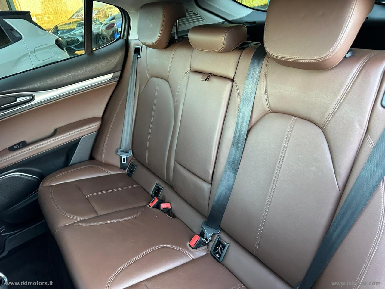 ALFA ROMEO Stelvio 2.2 T.diesel 210 CV AT8 Q4 Exec. CAMBIO AUTOMATICO/GANCIO TRAINO