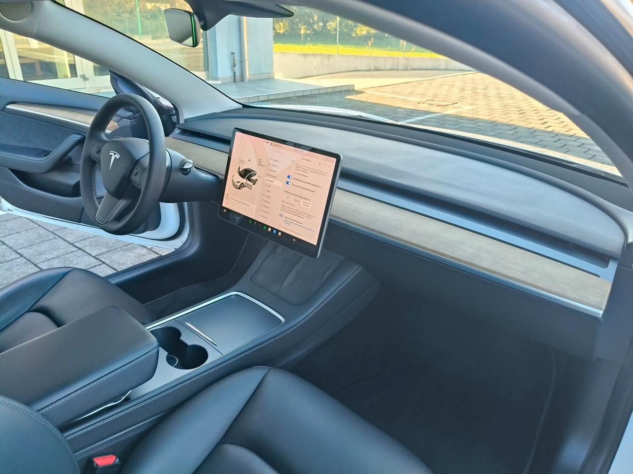 Tesla Model 3 Standard RWD Plus