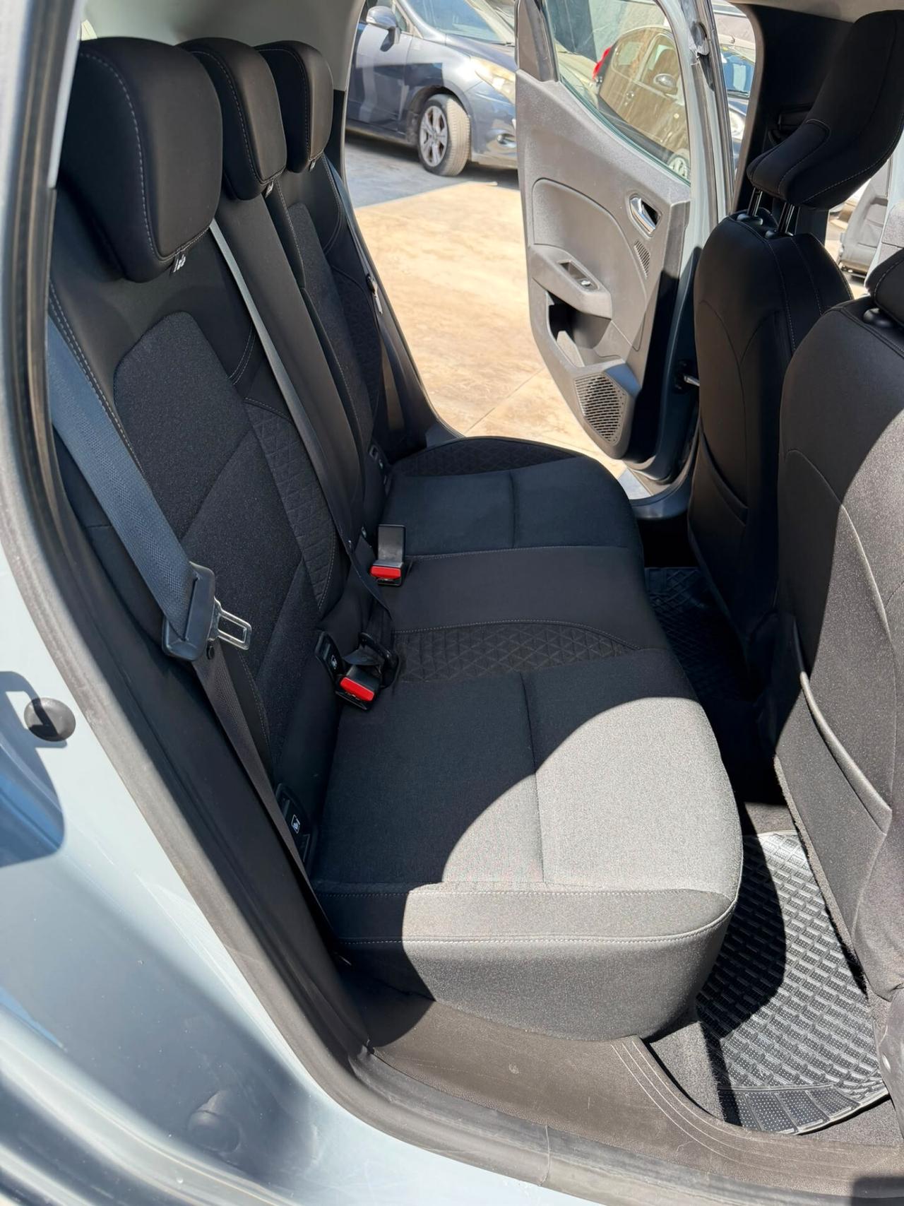 Renault Clio TCe 12V 100 CV GPL 5 porte Intens