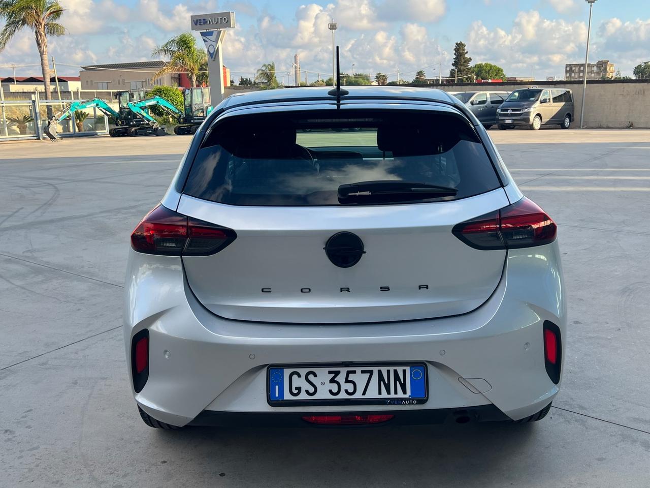 Opel Corsa 1.2 GS 75CV - possibilità noleggio no scoring