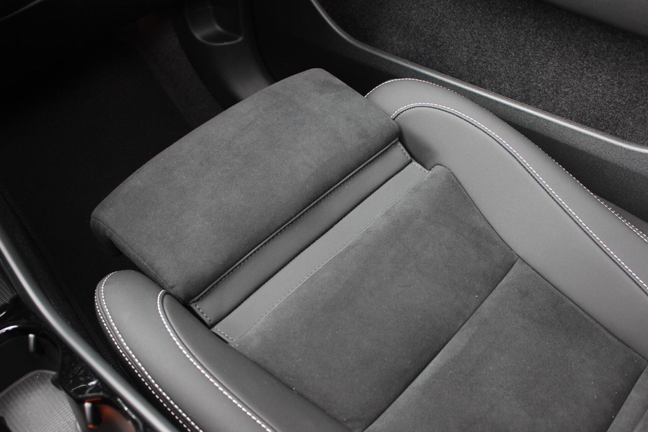 Volvo XC40 SINGLE MOTOR EXTENDED RANGE ULTIMATE RWD