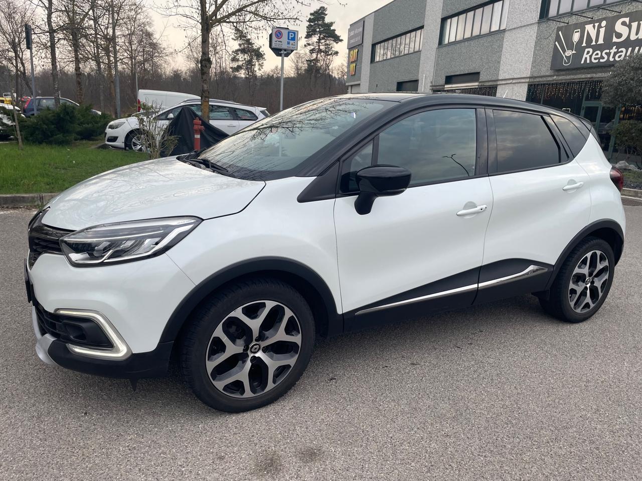 Renault Captur TCe 130 CV*Neopatentati*Navi*Solo 95000km*