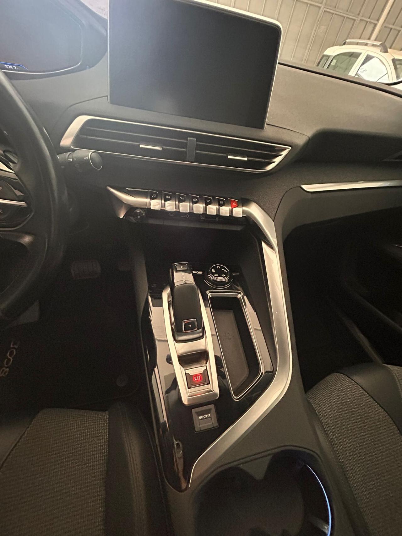 Peugeot 3008 BlueHDi 120 S&S EAT6 Allure