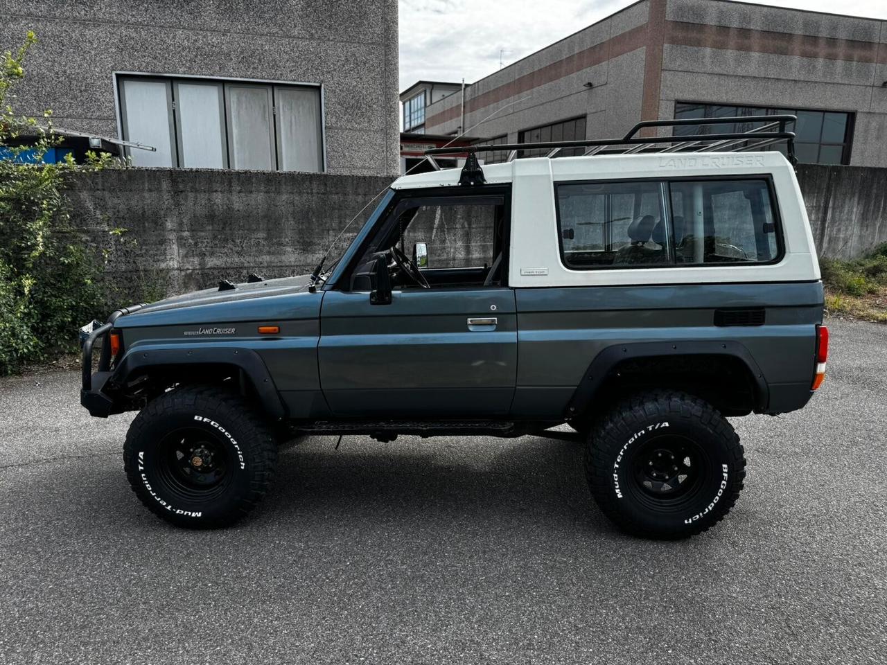 Toyota Land Cruiser II 2.4 turbodiesel SW LJ70