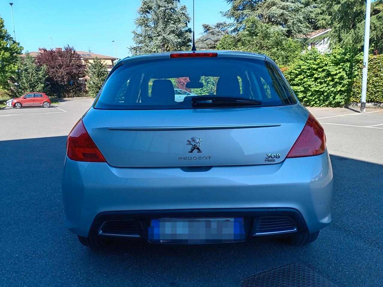 Peugeot 308 1.6 8V e-HDi 112CV Stop&Start 5p. Active