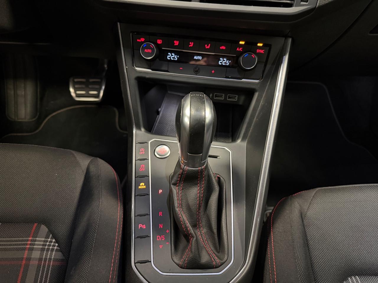 Volkswagen Polo 2.0 TSI DSG GTI BlueMotion Technology