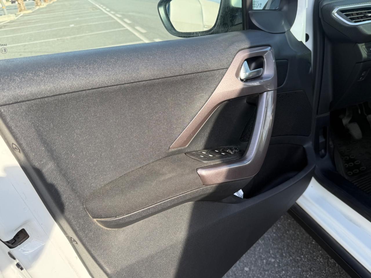 Peugeot 2008 BlueHDi 100 Allure-TETTO-FULL-PERMUTABILE