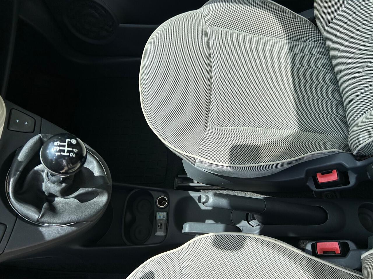 Fiat 500 1.2 Lounge ( POCHI KM ) NEOPATENTATI !!!!