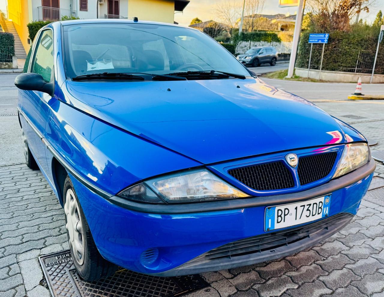 Lancia Y 1.2i cat LS. OK NEOPATENTATI