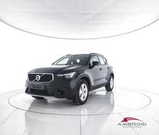 VOLVO XC40 B3 Mild hybrid Benzina Essential