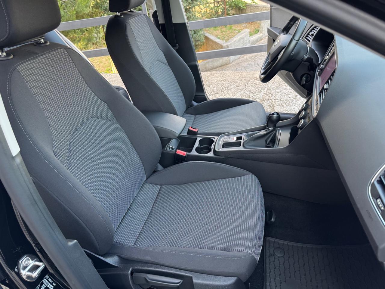 Seat Leon 1.6 TDI - SOLO 59.000 KM - 2020