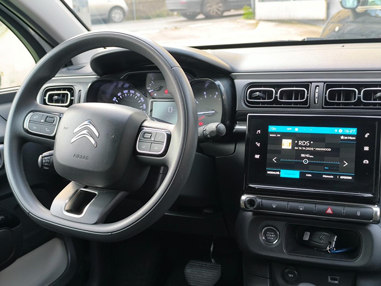 Citroen C3 1.2 Automatica PureTech 110 cv Shine