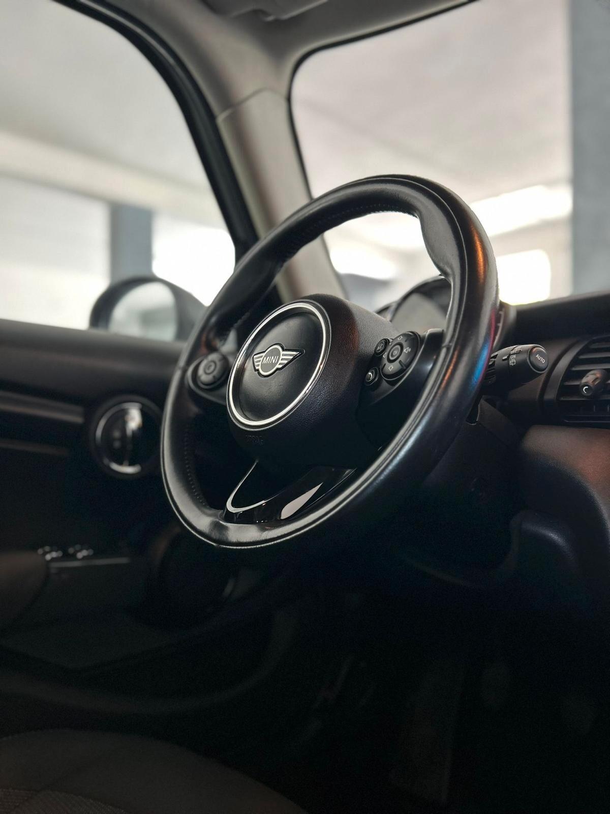 Mini Mini 1.5 One D Baker Street 5 porte