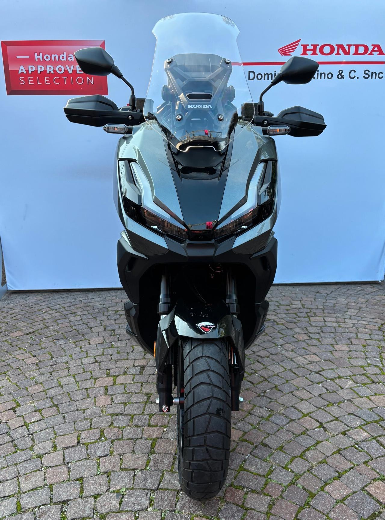 Honda ADV 350